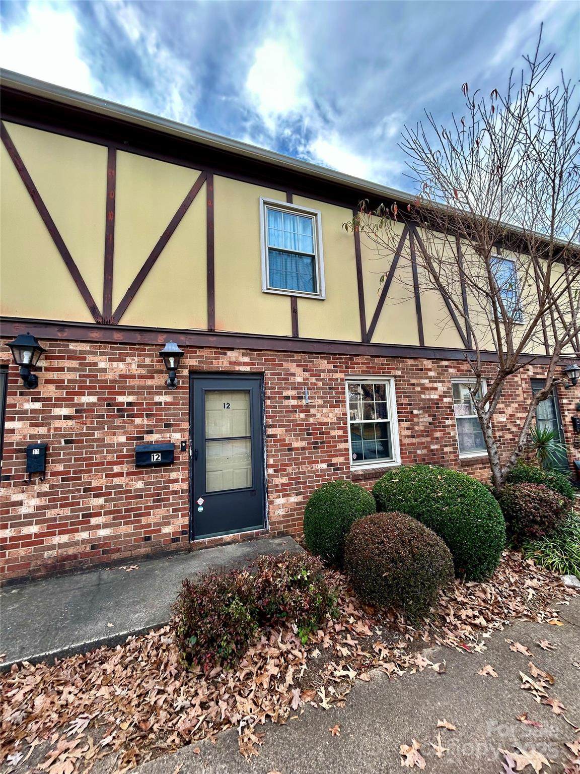 1335 12th Street Drive - Photo 1