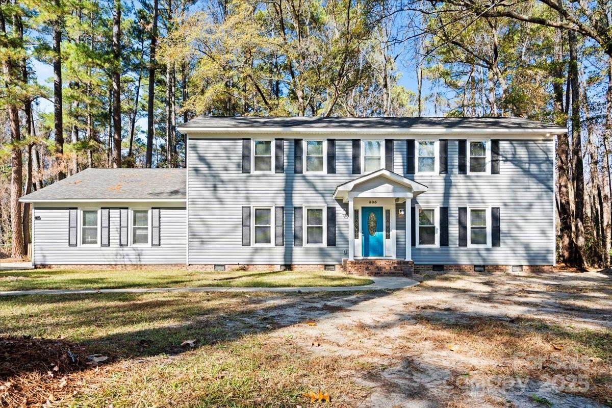 305 Virginia Avenue - Photo 1