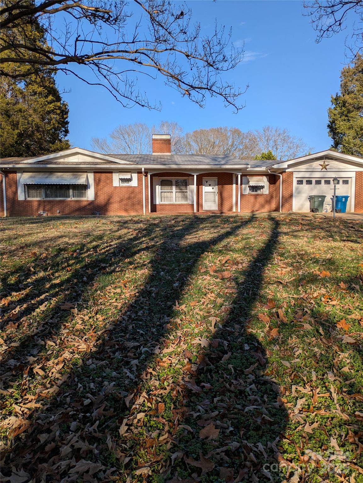 204 Morlan Park Road - Photo 1