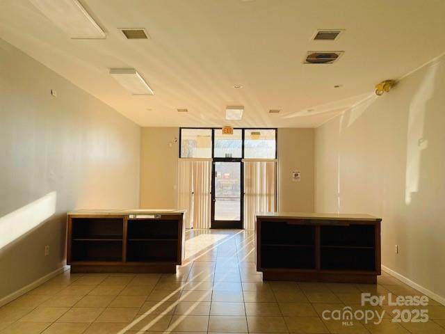 117 Vandiver Drive - Photo 1