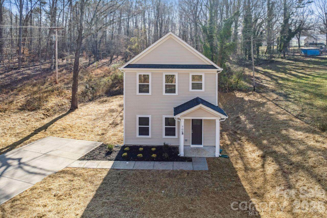 709 Hillsdale Drive - Photo 1