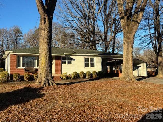 106 Marlwood Drive - Photo 1