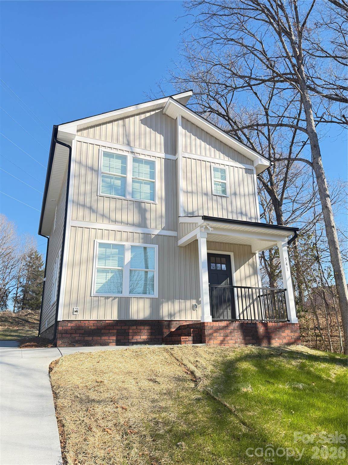 541 Martin Luther King Jr Boulevard - Photo 1