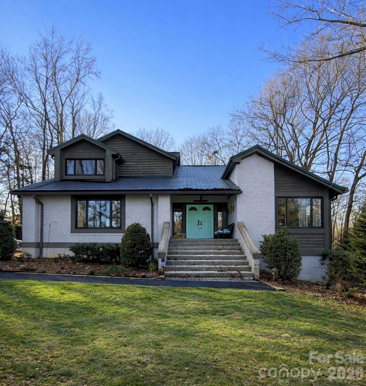 4418 Horseshoe Bend - Photo 1