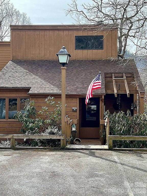 109 Emerald Ridge Road - Photo 1