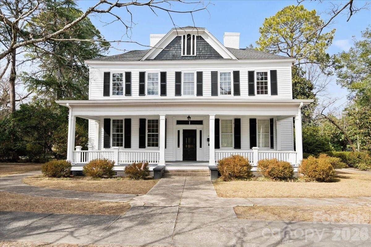 310 Kershaw Street - Photo 1