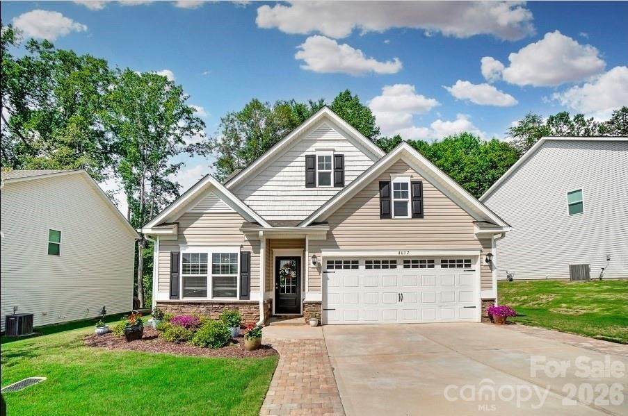 4612 Poinsettia Avenue - Photo 1