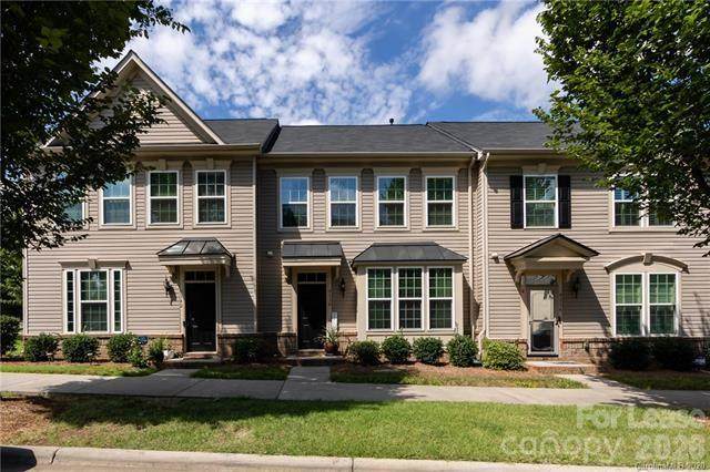 9338 Lenox Pointe Drive - Photo 1