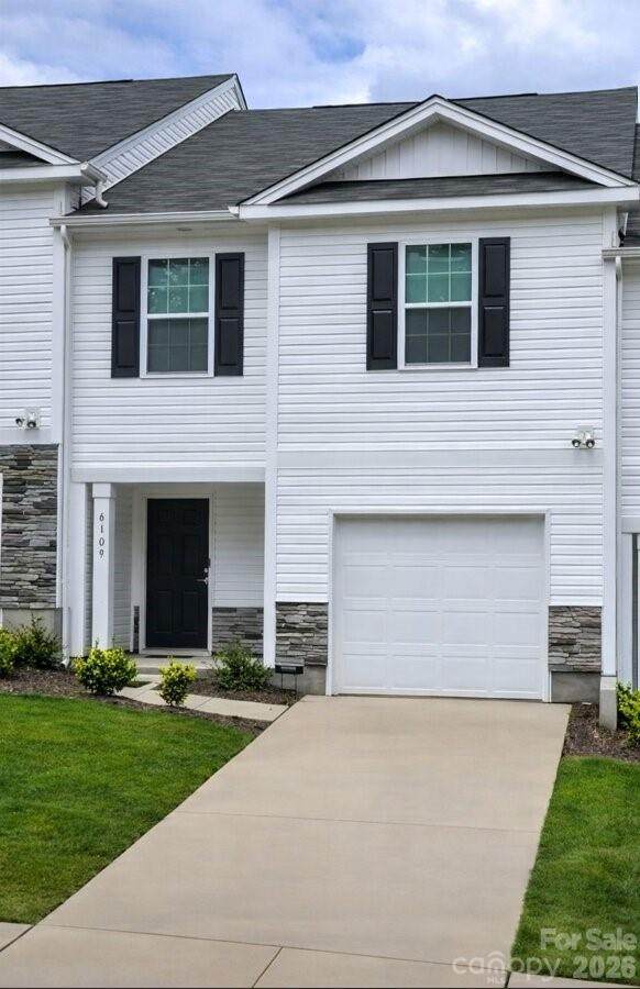 6109 Faron Way - Photo 1