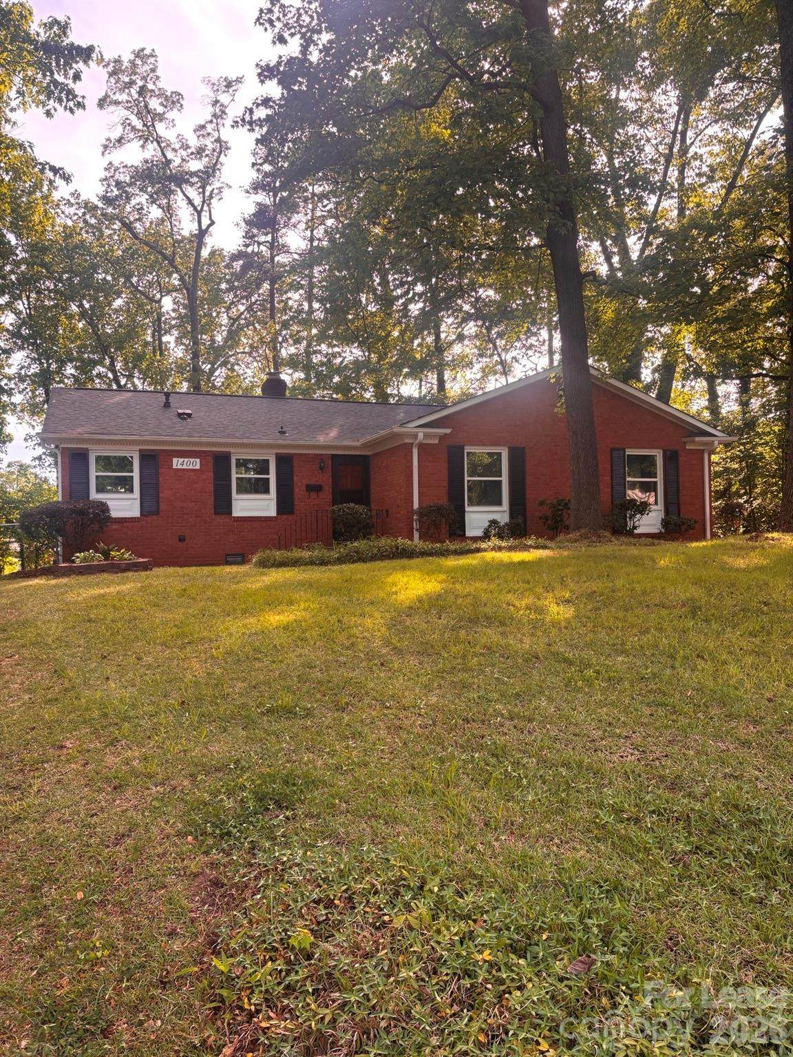 1400 Hillwood Court - Photo 1
