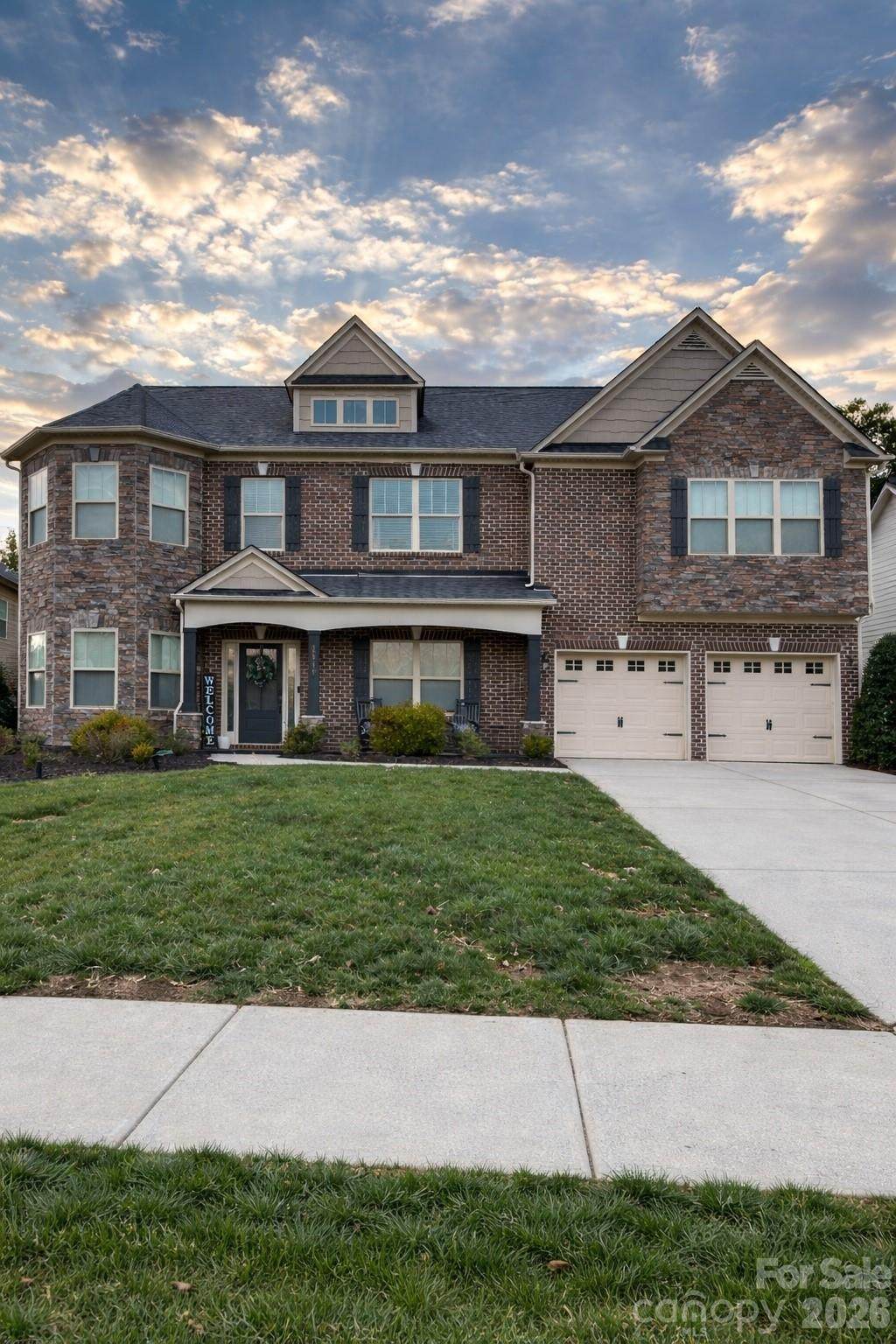 2819 Donegal Drive - Photo 1