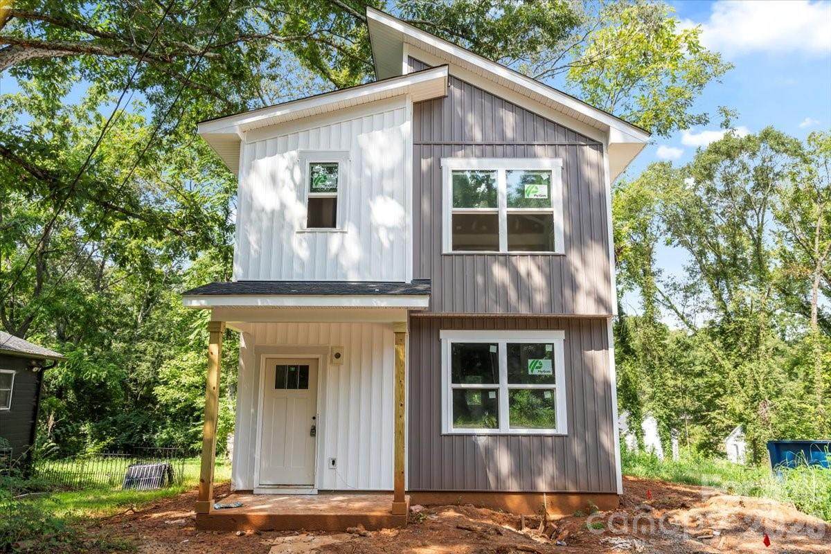 207 Knot Street - Photo 1