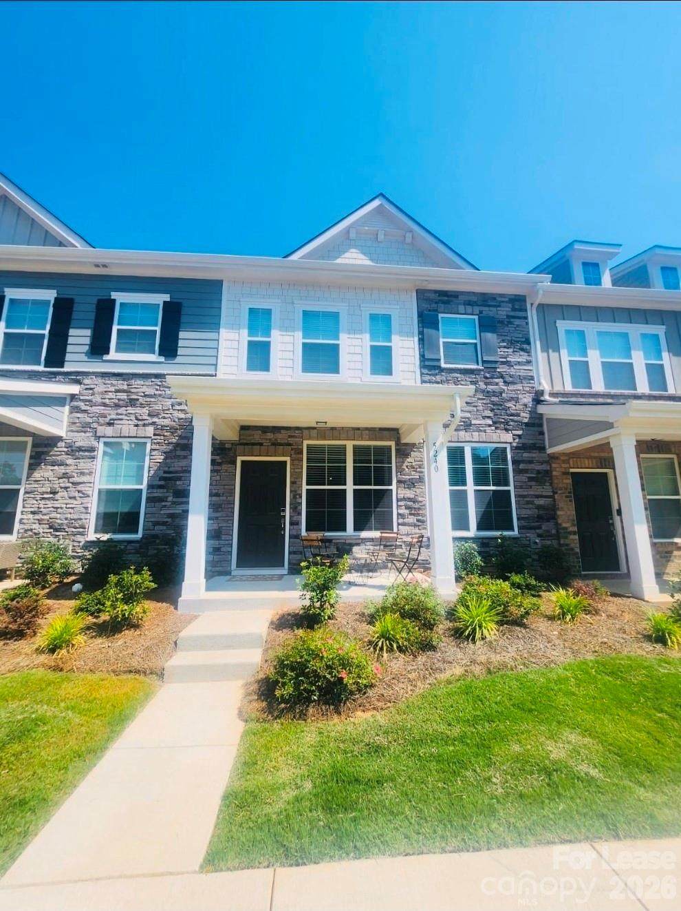 5240 Kinsbridge Drive - Photo 1
