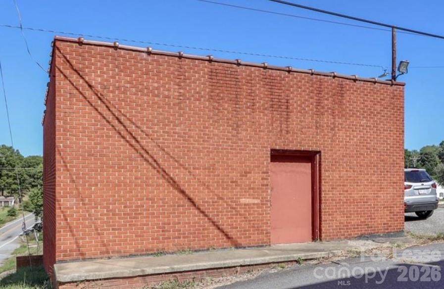 214 Town Alley - Photo 1
