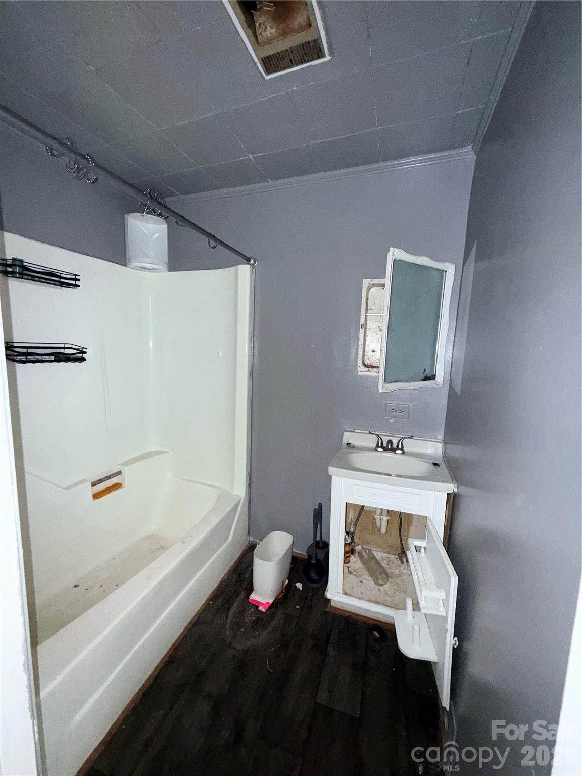 https://bt-photos.global.ssl.fastly.net/cmls/1280_boomver_1_4357407-1.jpg