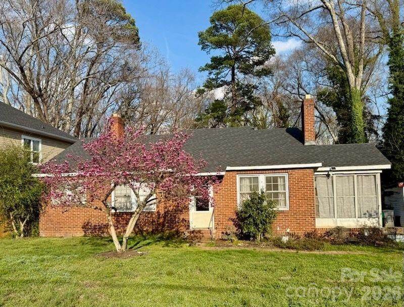 4932 Jane Avenue - Photo 1