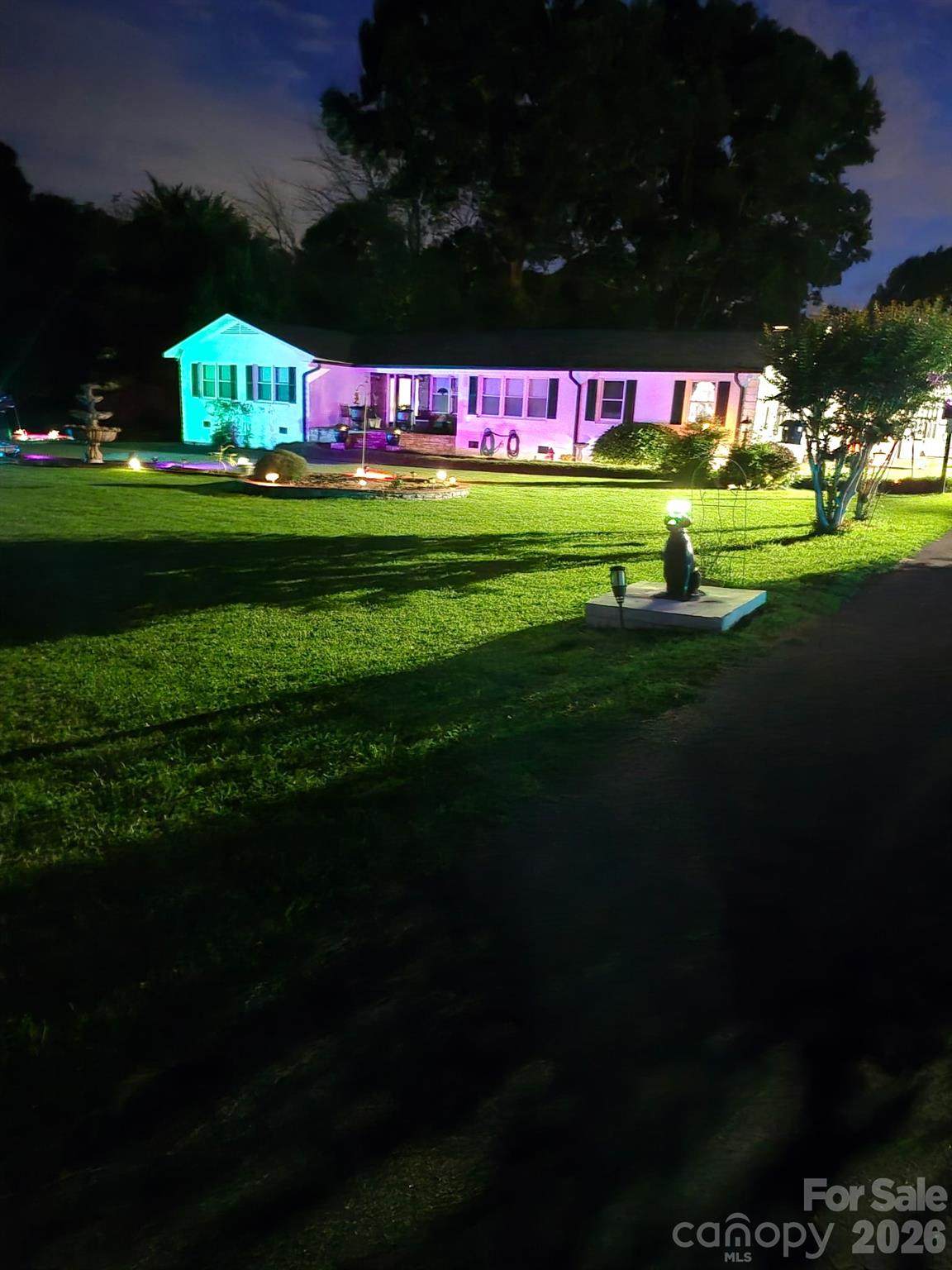 2524 Griffith Road - Photo 1