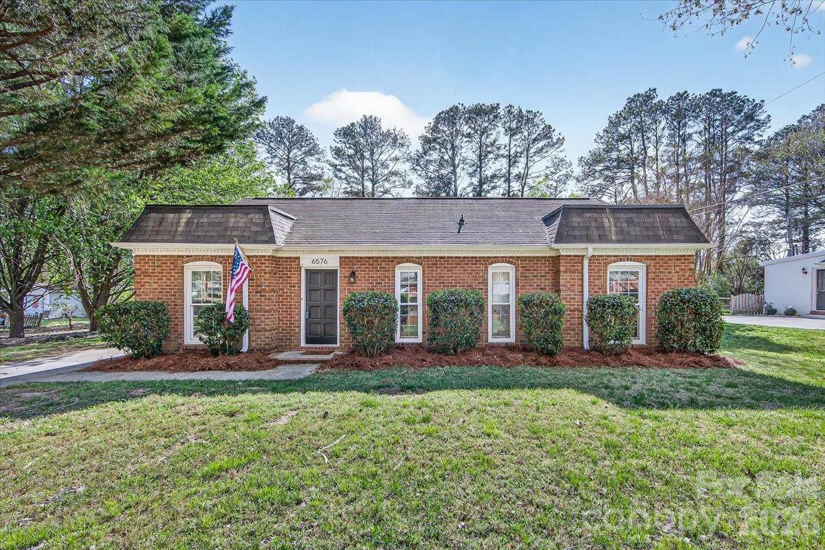 6576 Stoney Ridge Road - Photo 1