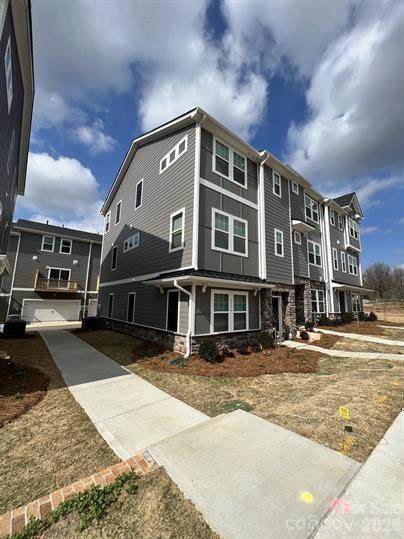 3754 Memorial Parkway - Photo 1