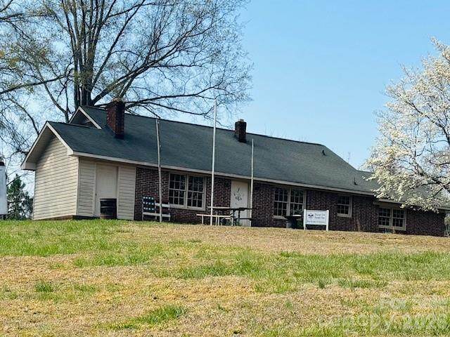 2273 Trail Avenue - Photo 1