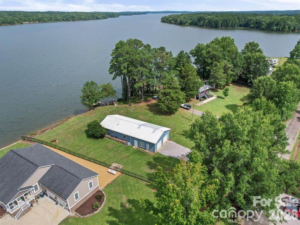 275 Waters Edge Drive - Photo 1