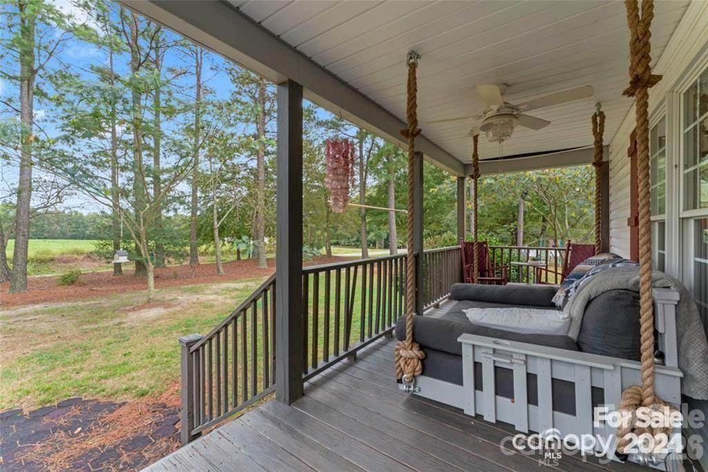 10560 Lake Royalle Road - Photo 1