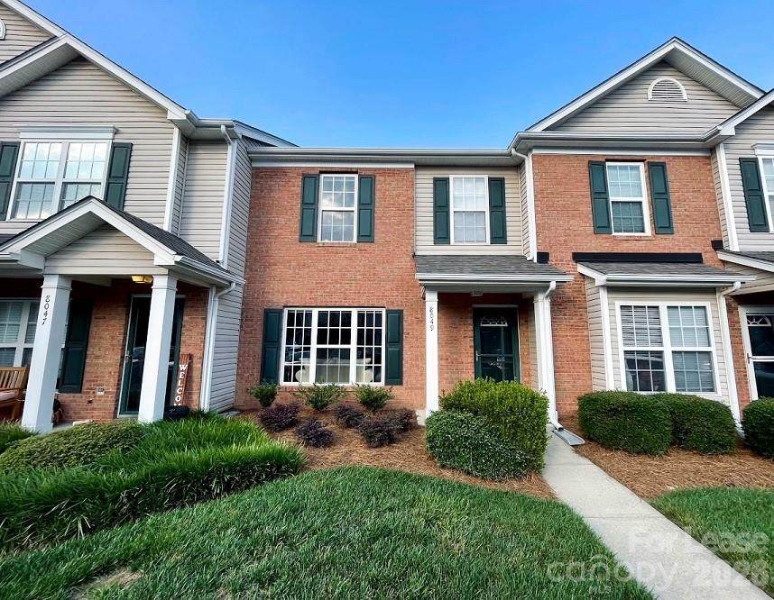 8049 Stoneham Court - Photo 1