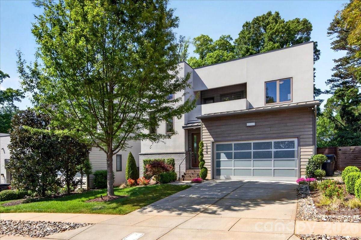1310 Levy Way - Photo 1