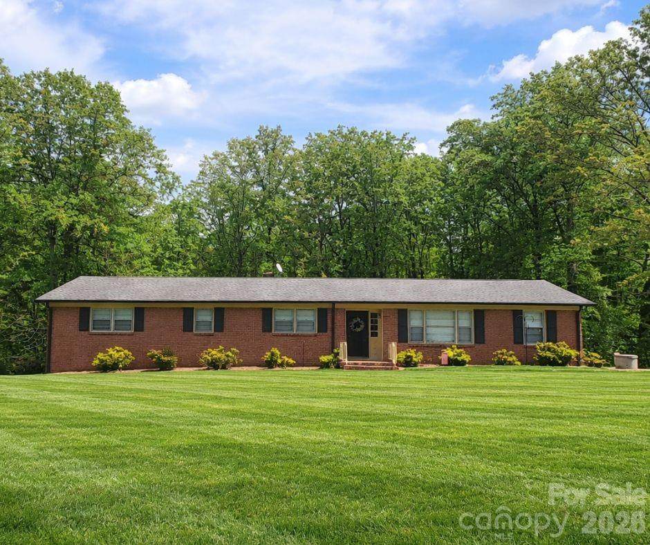 216 Delview Drive - Photo 1