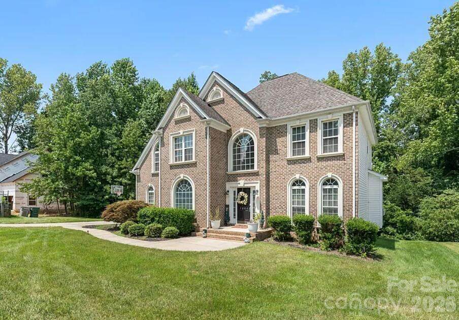 1084 Plantation Trail - Photo 1