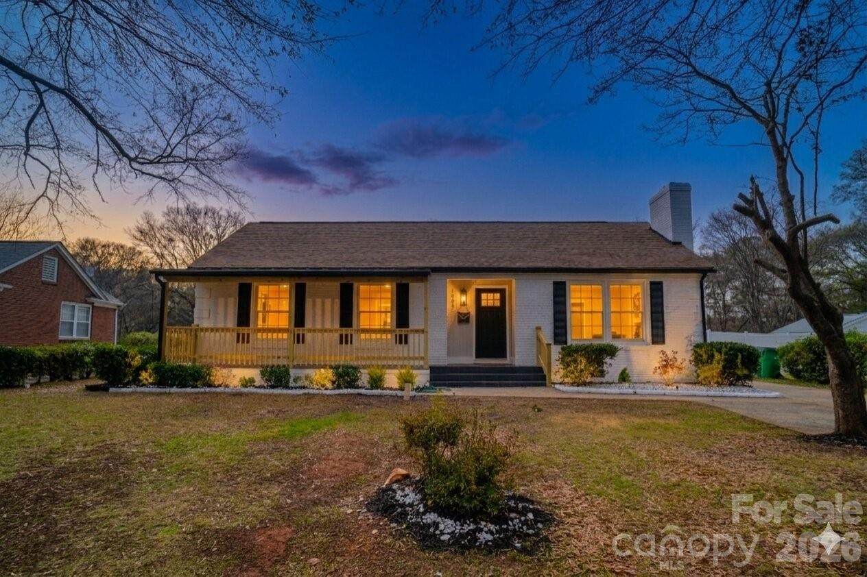 1033 Tracy Drive - Photo 1