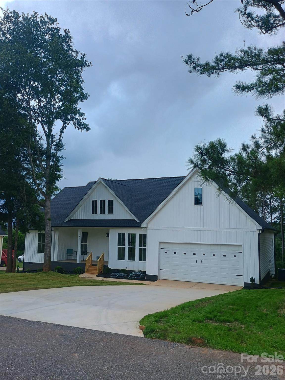 139 Blue Sky Circle - Photo 1