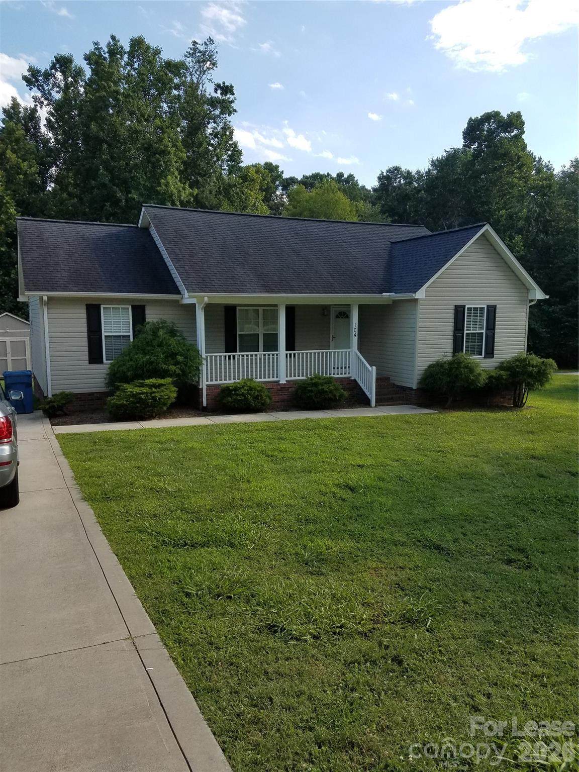 104 Pine Street - Photo 1