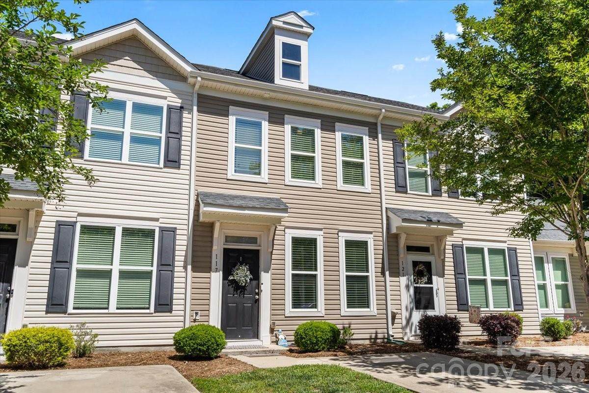 117 Island Village Drive - Photo 1