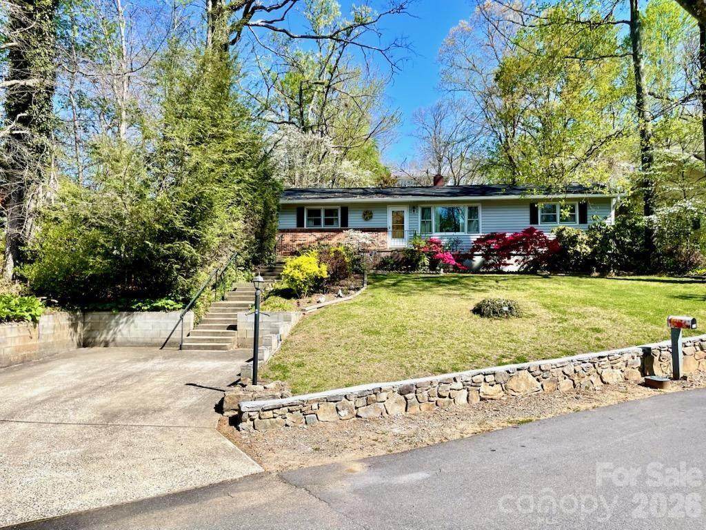 213 Park Lane - Photo 1