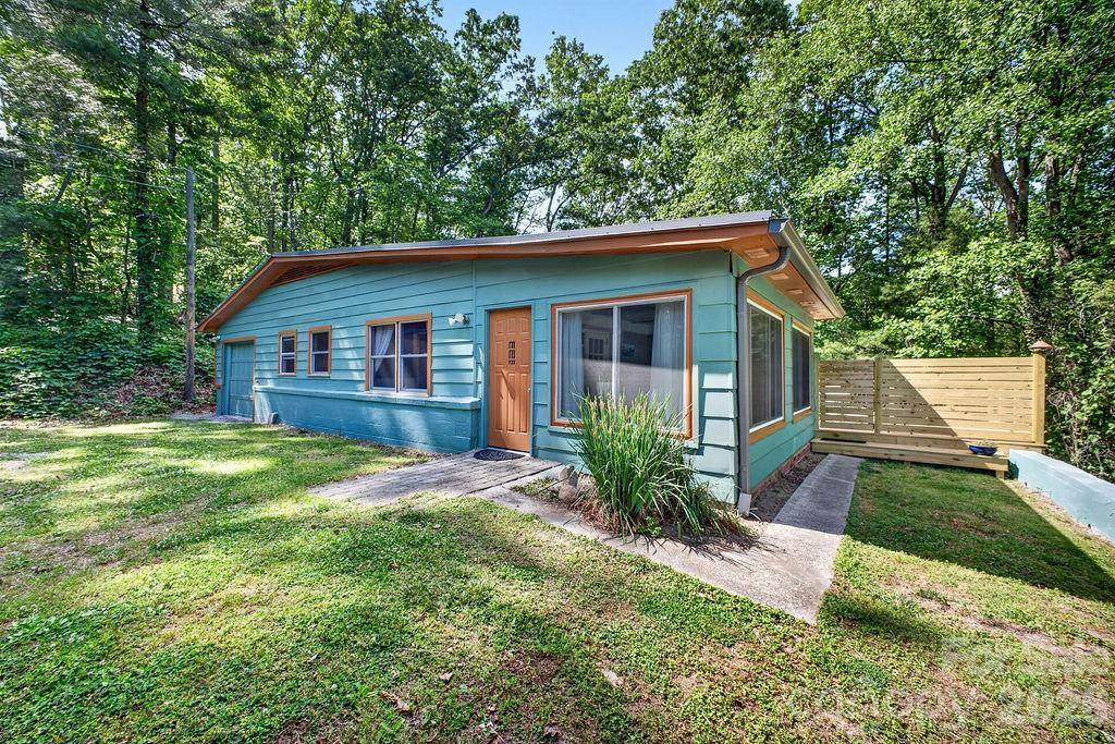 147 Longview Drive - Photo 1