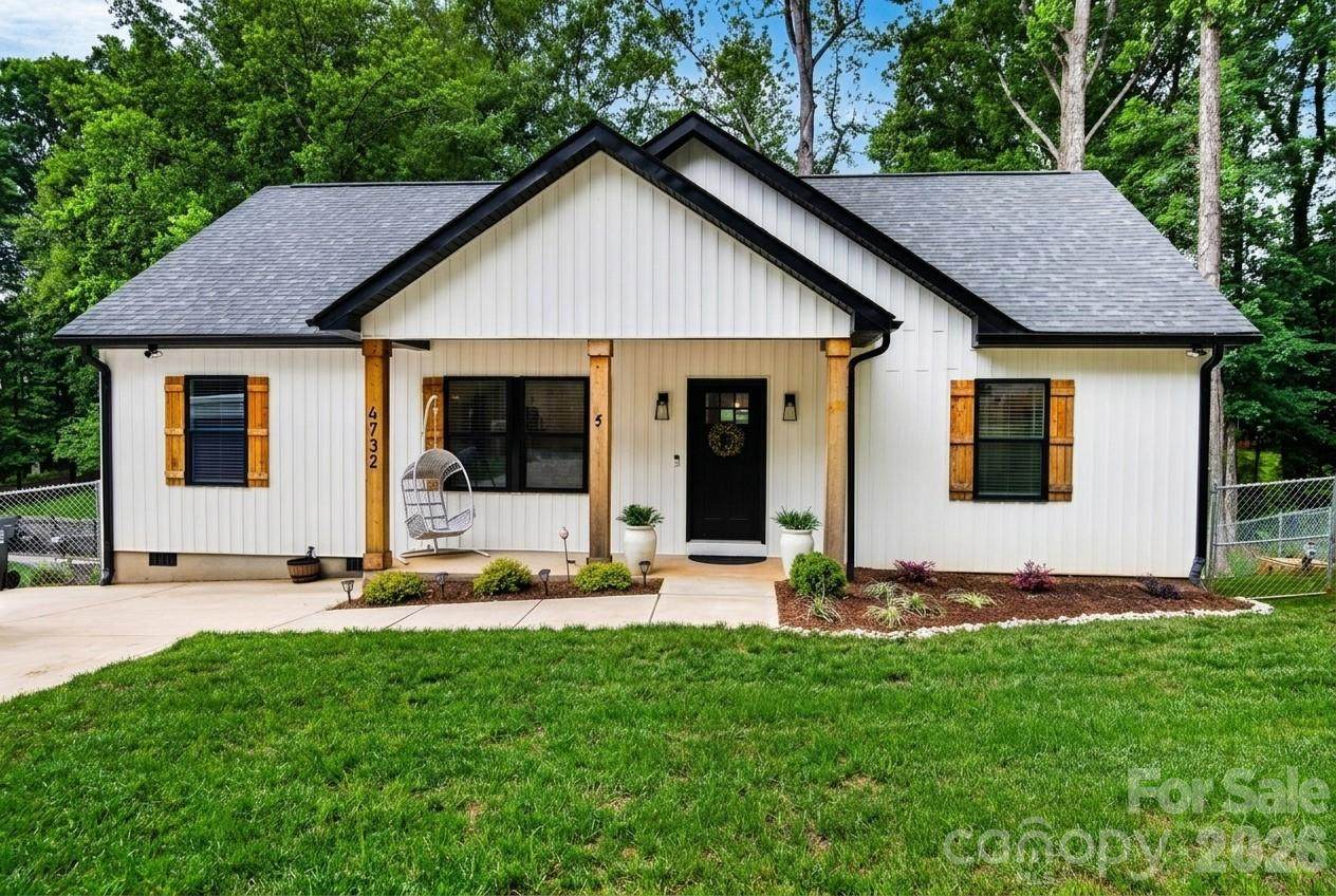 4732 Birchwood Court - Photo 1