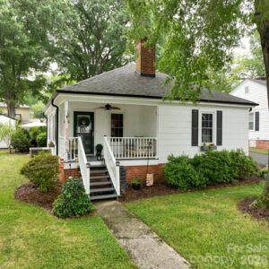 103 Hemlock Avenue - Photo 1