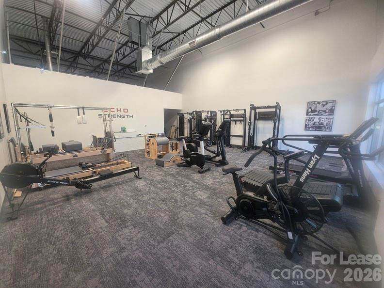 2555 Westinghouse Boulevard - Photo 1