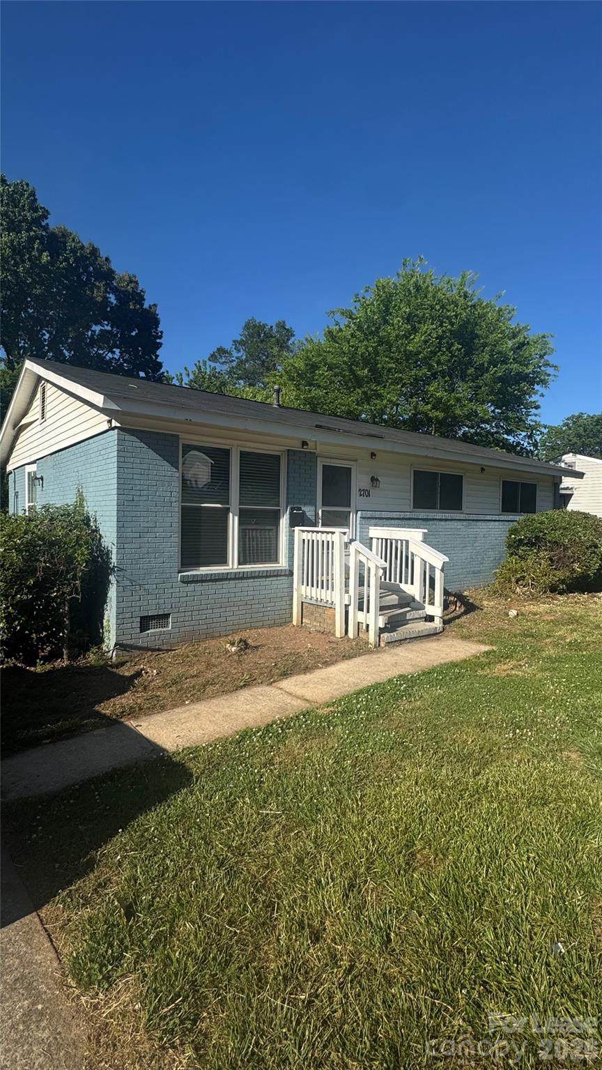 2701 Abelwood Road - Photo 1