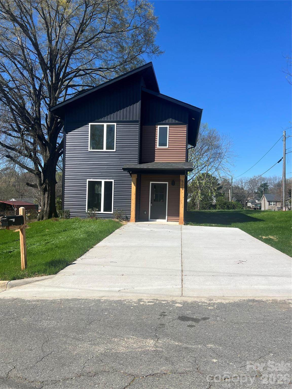 69 Bennett Street - Photo 1