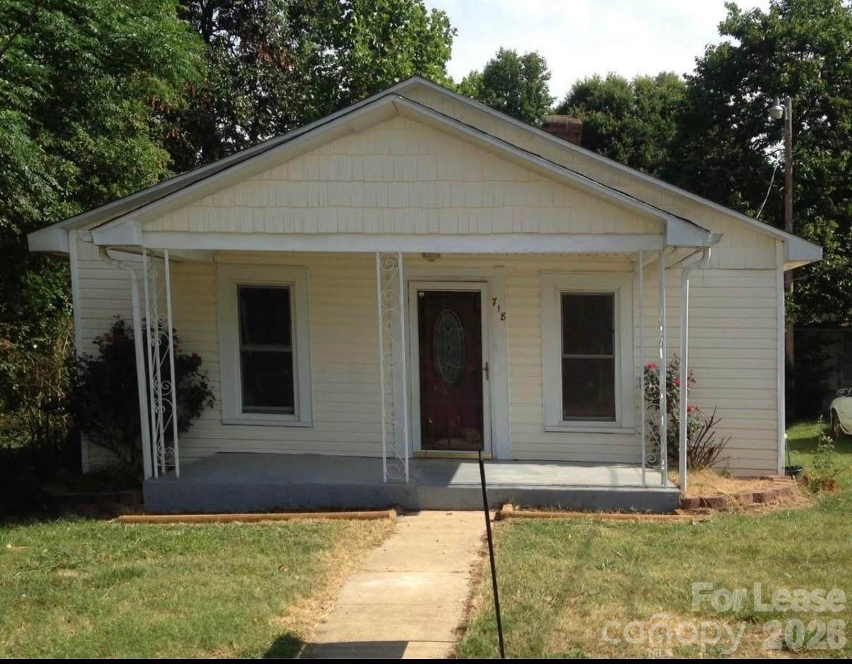 718 Wilmington Avenue - Photo 1