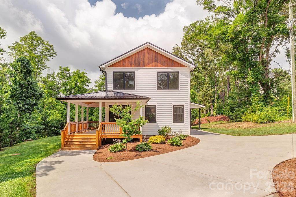 18 Wildwood Park Drive - Photo 1