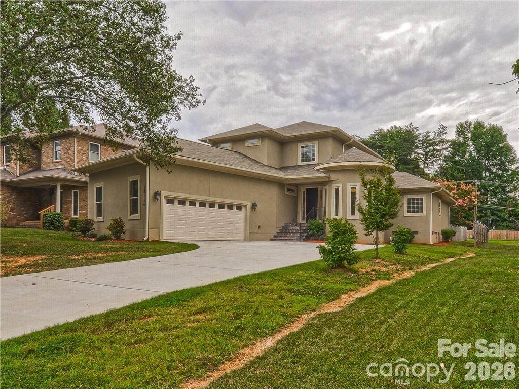 10136 Fairlea Drive - Photo 1