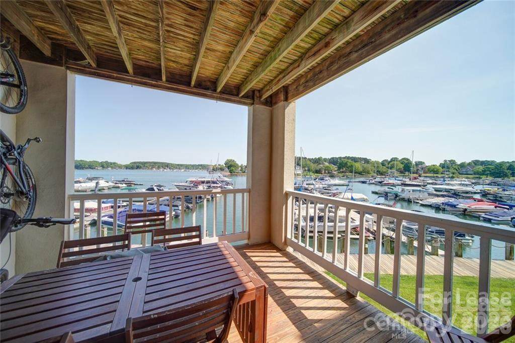 18637 Vineyard Point Lane - Photo 1