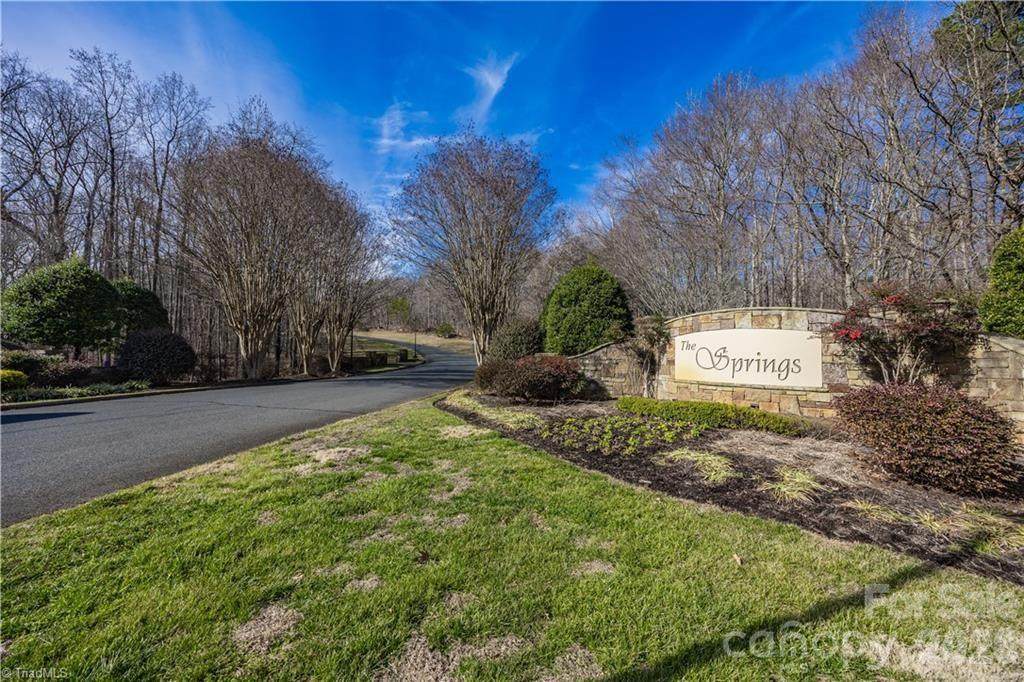 2066 Sierra Trace Road - Photo 1