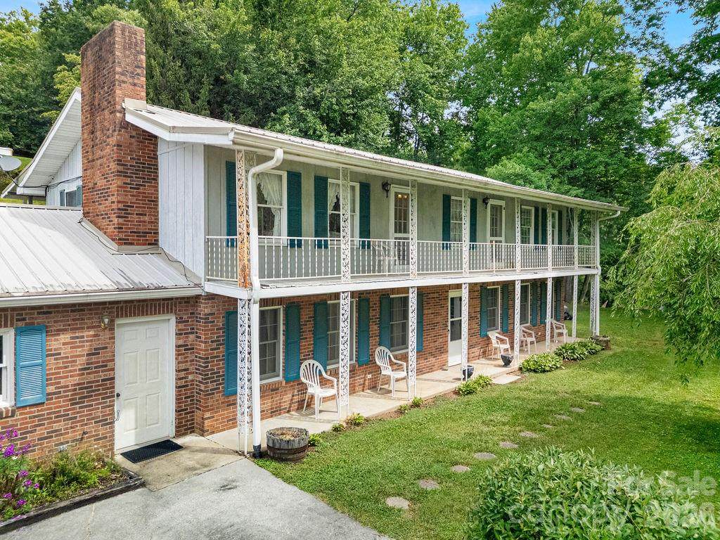 106 Flora Lina Drive - Photo 1