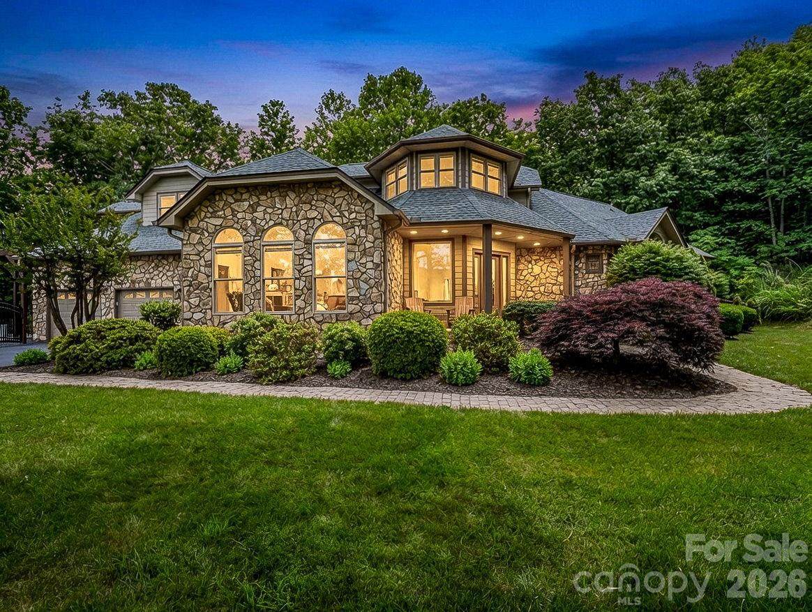 131 Arcadia Falls Way - Photo 1