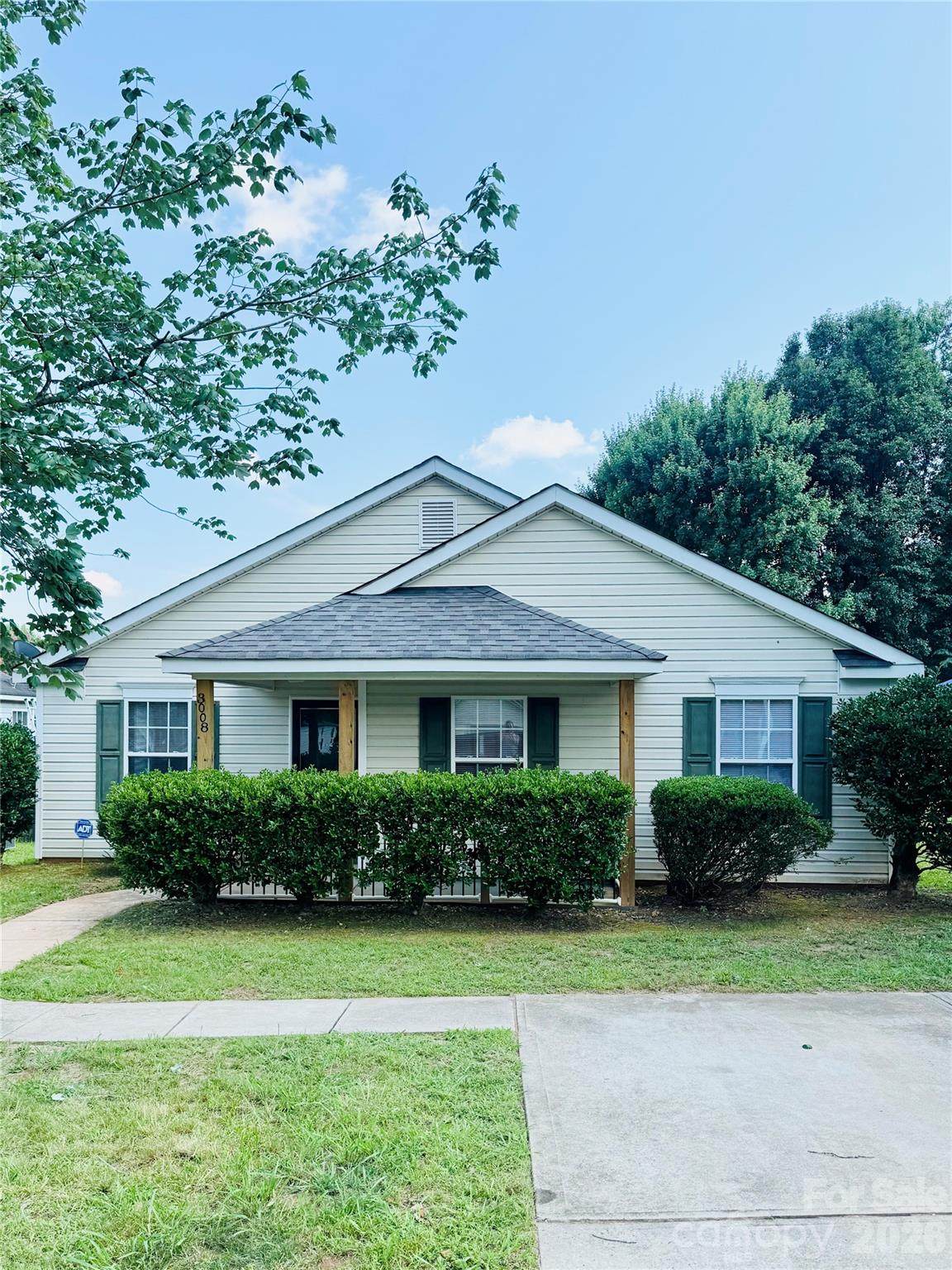 3008 Rockingham Court - Photo 1