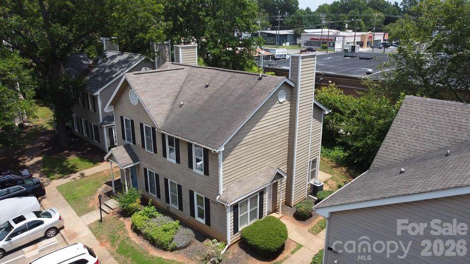 3142 Driftwood Drive - Photo 1